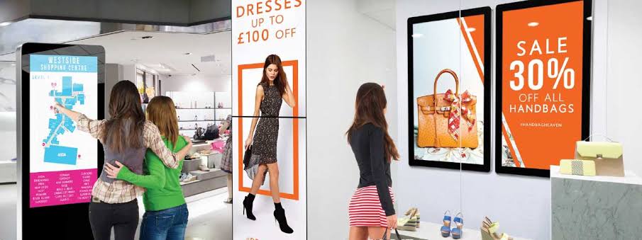 TOP 7 ADVANTAGES OF DIGITAL SIGNAGE FOR YOUR BUSINESS